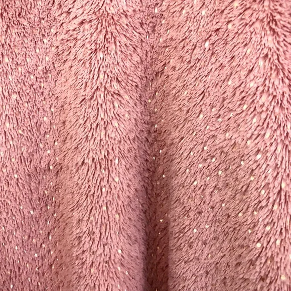 TAHARI GIRL Mauve Fluffy Shirt with Bows - Picture 5 of 9